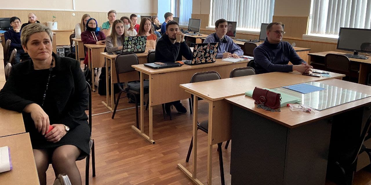 Встреча руководителя регионального отделения РТС-тендер со студентами СибАДИ