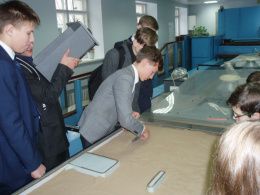 Экскурсия школьников в лабораторию "Гидравлики и инженерной геологии"